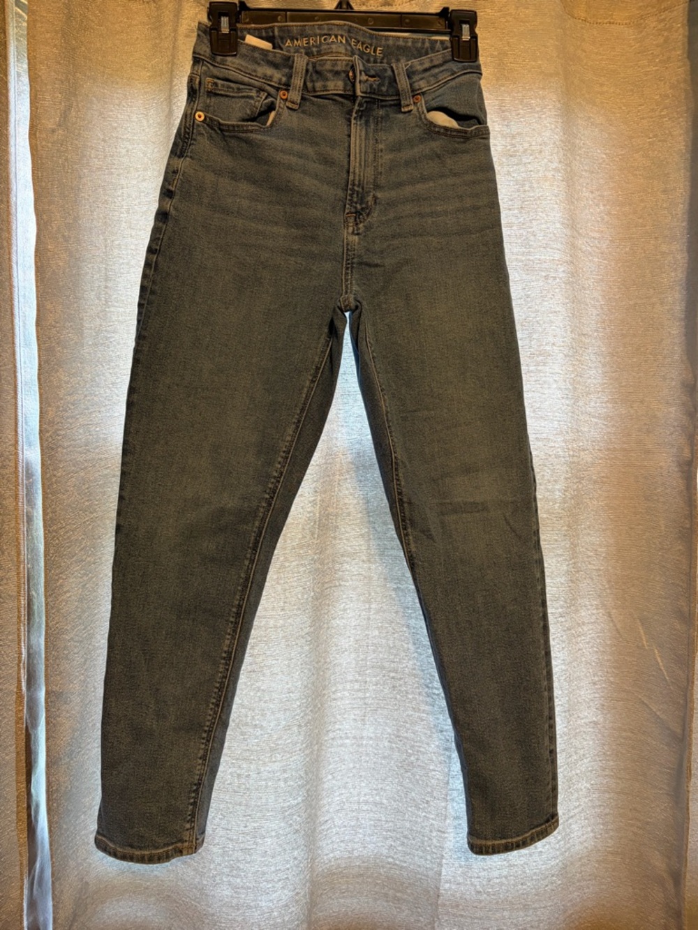 American Eagle Outfitters High-Rise Jeans in Dark Wash Blue